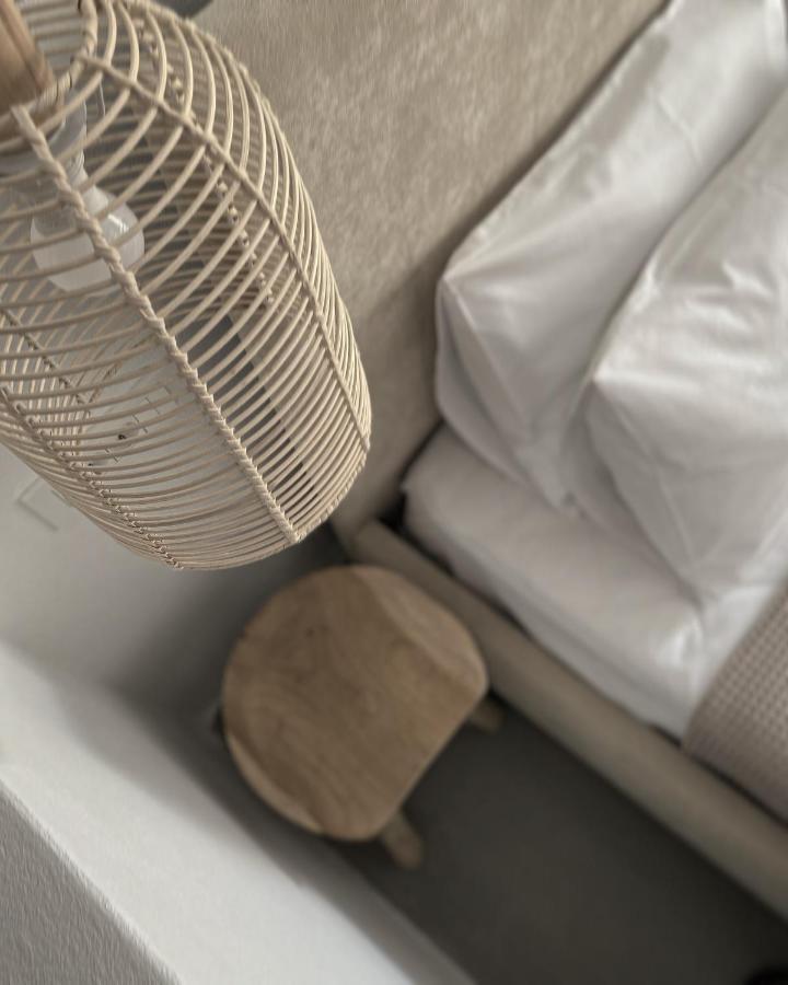 Arco Bianco Suites Akrotírion Екстериор снимка